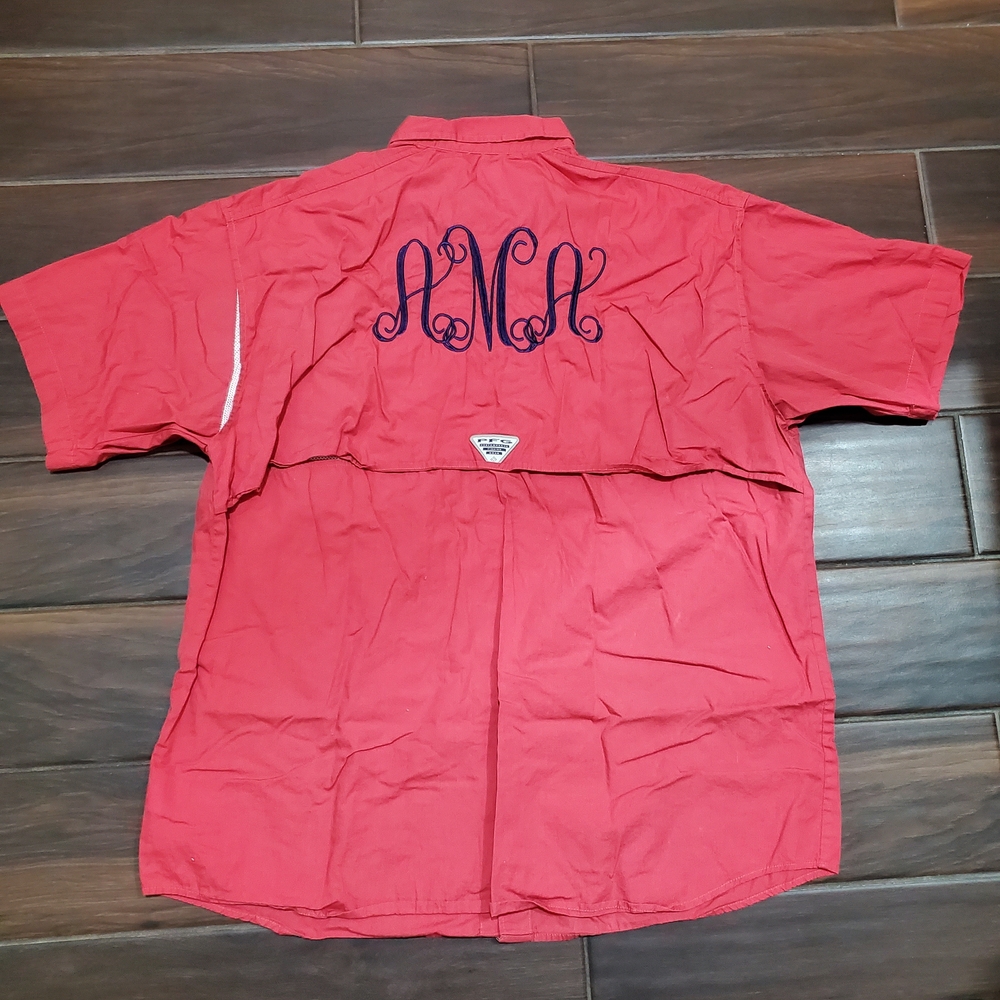 Columbia PFG Fishing Shirt Mens L Button Up Short Sleeve Vented Coral A.M.A Mono